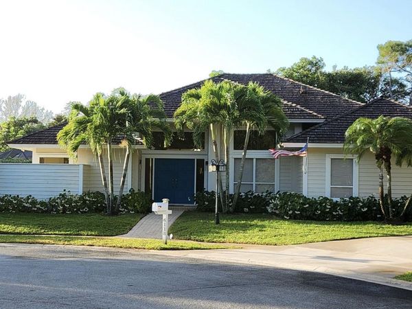 6118 CREEKSIDE Trail, Jupiter, FL 33458