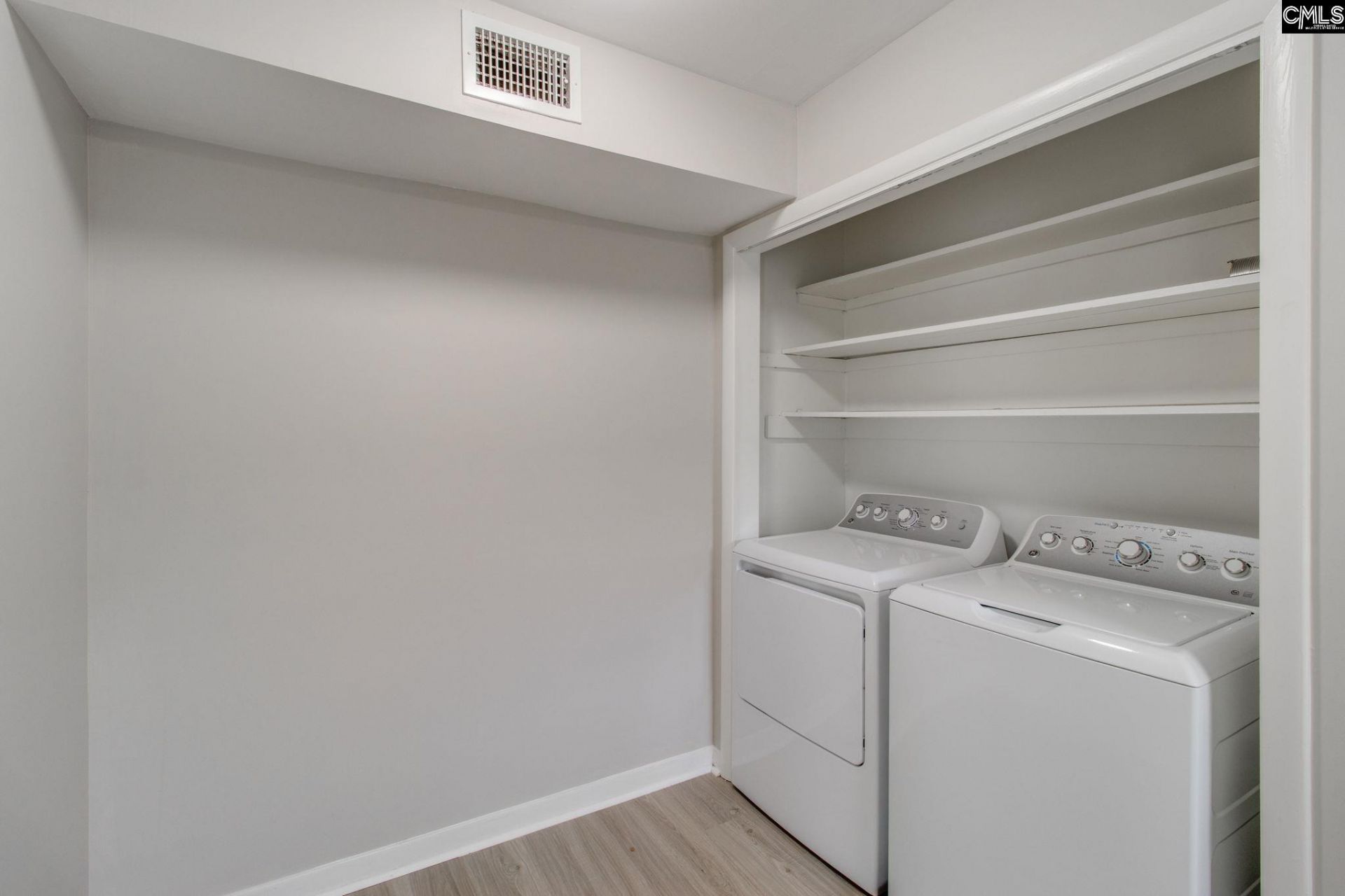 3600 Chateau Drive  Photo 12