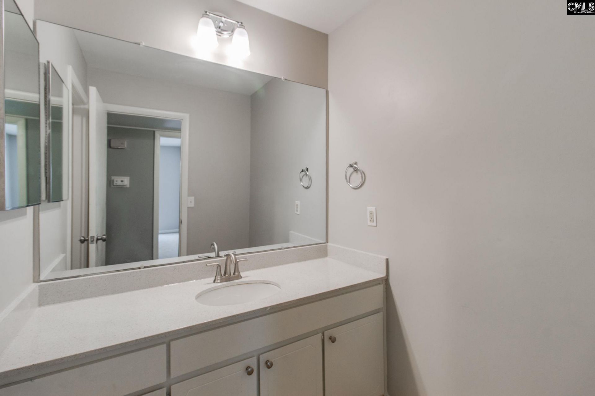 3600 Chateau Drive  Photo 20