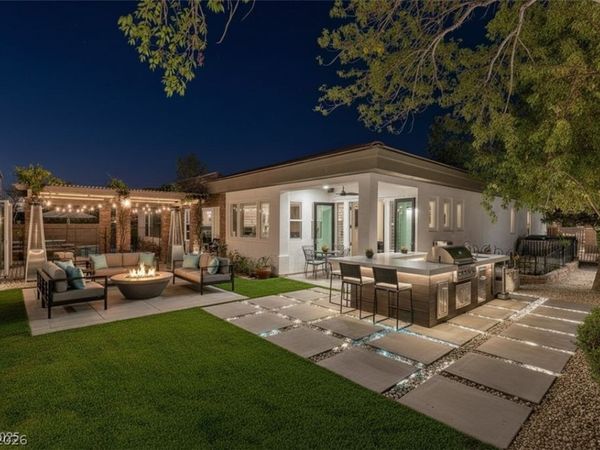 48 Panorama Crest Avenue , Las Vegas, NV 89135