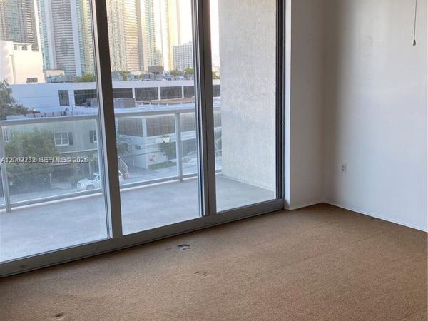 3470 E Coast Ave , Unit H0404, Miami, FL 33137