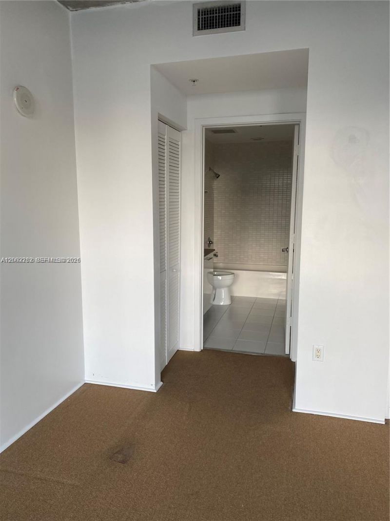 3470 E Coast Ave , Unit H0404, Miami, FL 33137 Photo