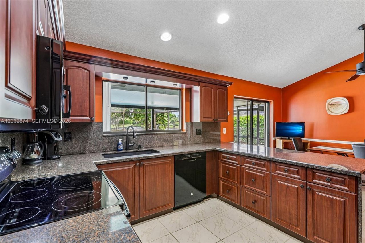 9768 Majestic Way, Boynton Beach, FL 33437 Photo