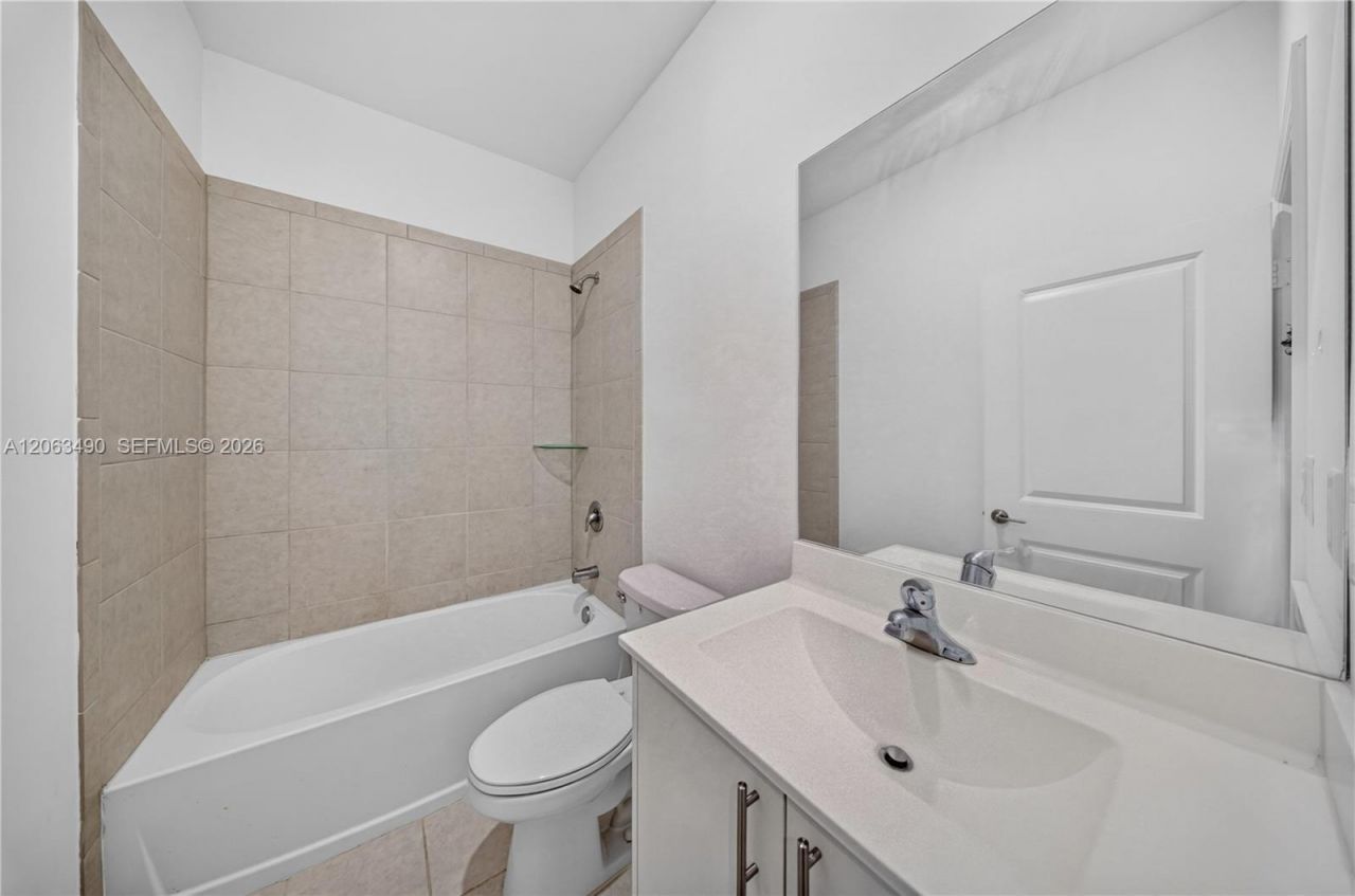 23450 SW 127th Pl, Homestead, FL 33032 Photo