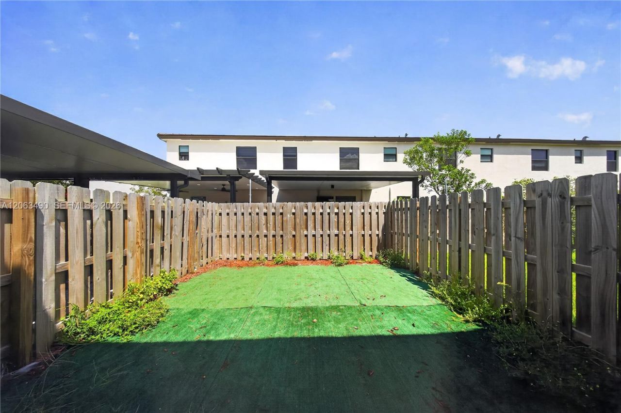 23450 SW 127th Pl, Homestead, FL 33032 Photo