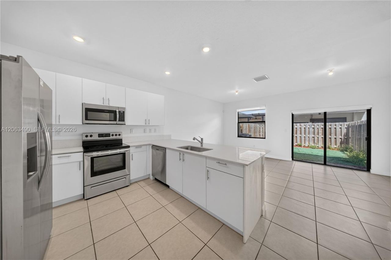 23450 SW 127th Pl, Homestead, FL 33032 Photo