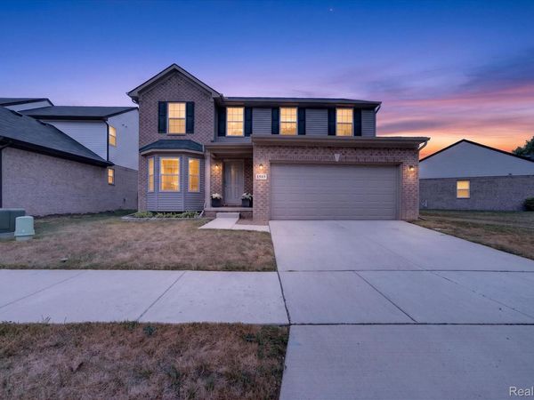 1585 Weeping Willow Court, Superior Township, Mi 48198