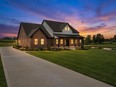 200 Maple Lawn Circle, Nicholasville, KY 40356