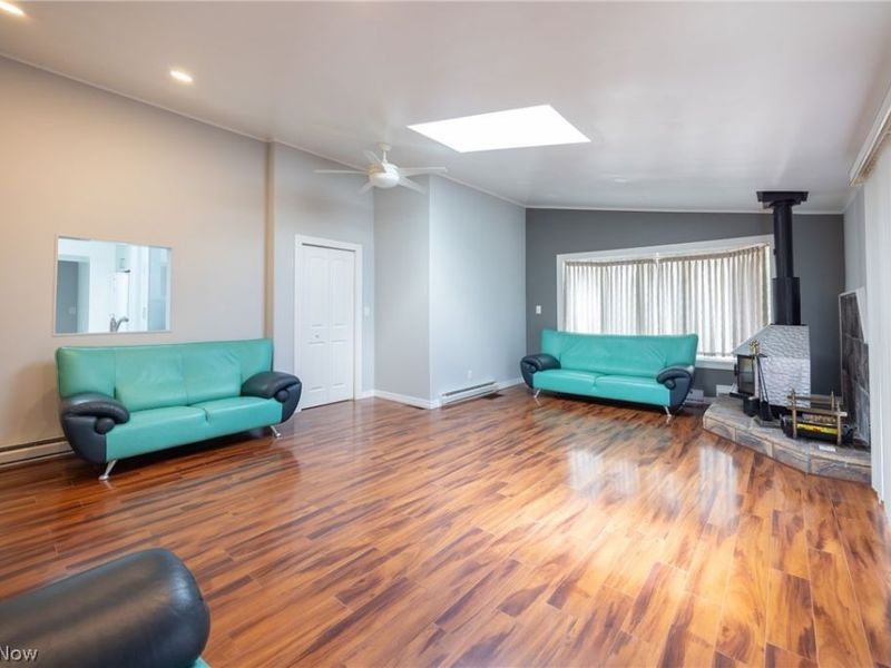 1668 Chelmsford, Mayfield Heights, OH 44124 Photo 6