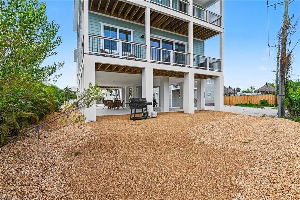 224 Fairweather Ln, Fort Myers Beach, FL 33931 Photo
