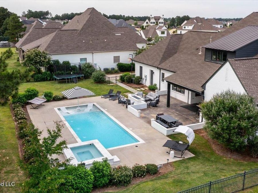 Property Image 116