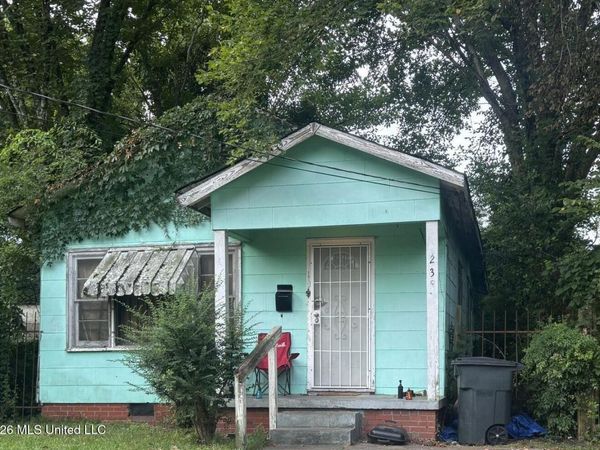 235 Taft Street, Jackson, MS 39202