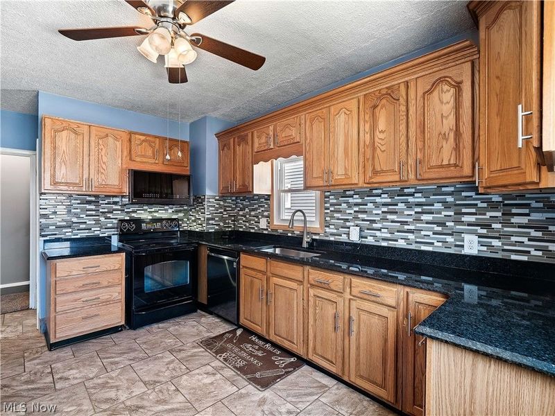3457 W 125th Street, Cleveland, OH 44111 Photo 13