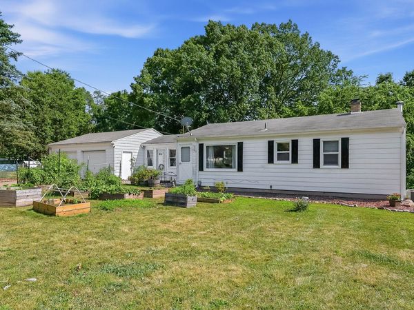 1734 Fayette Court, Portage, MI 49002