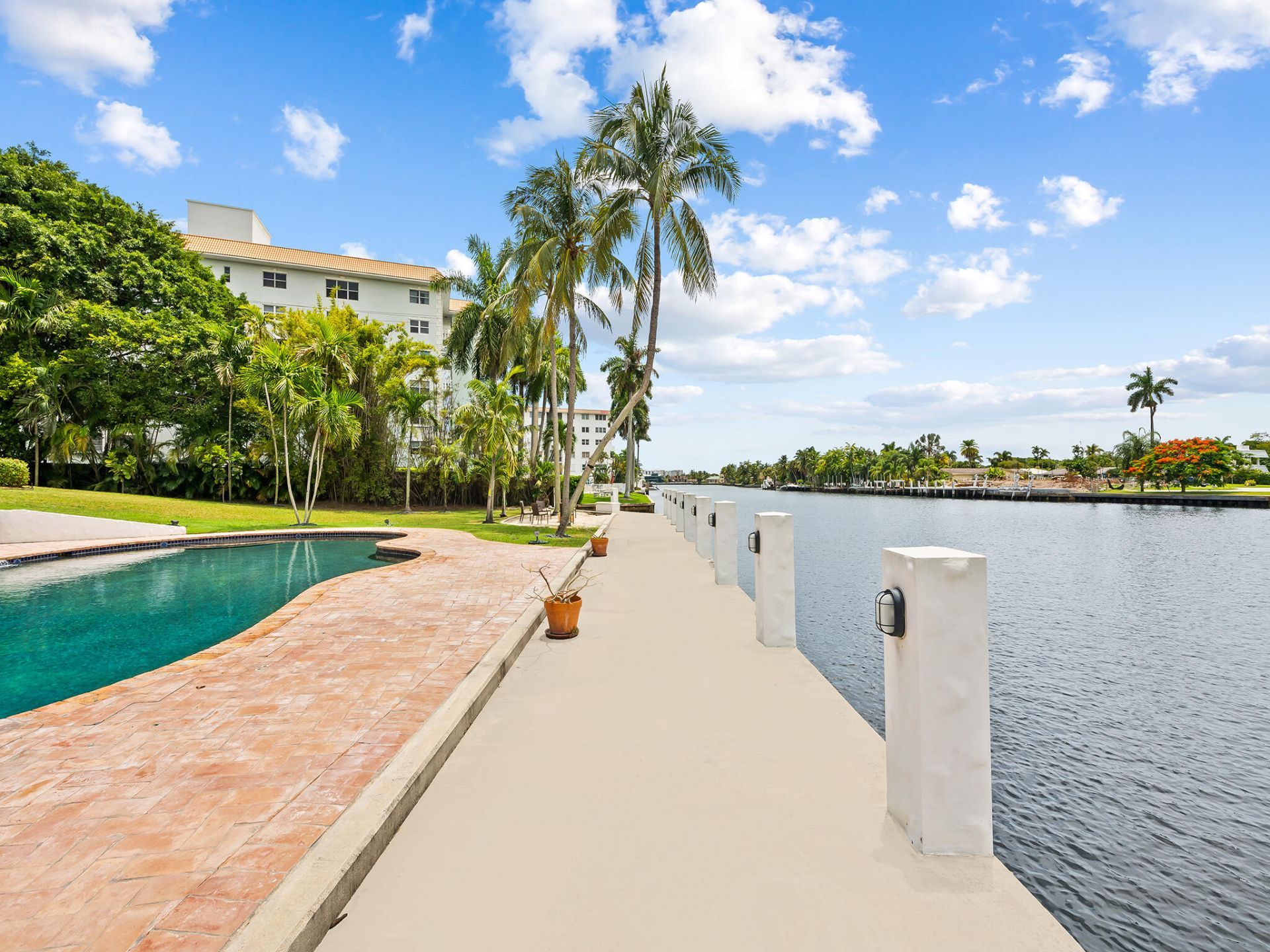2101 Middle River Drive, Fort Lauderdale, FL 33305 Photo