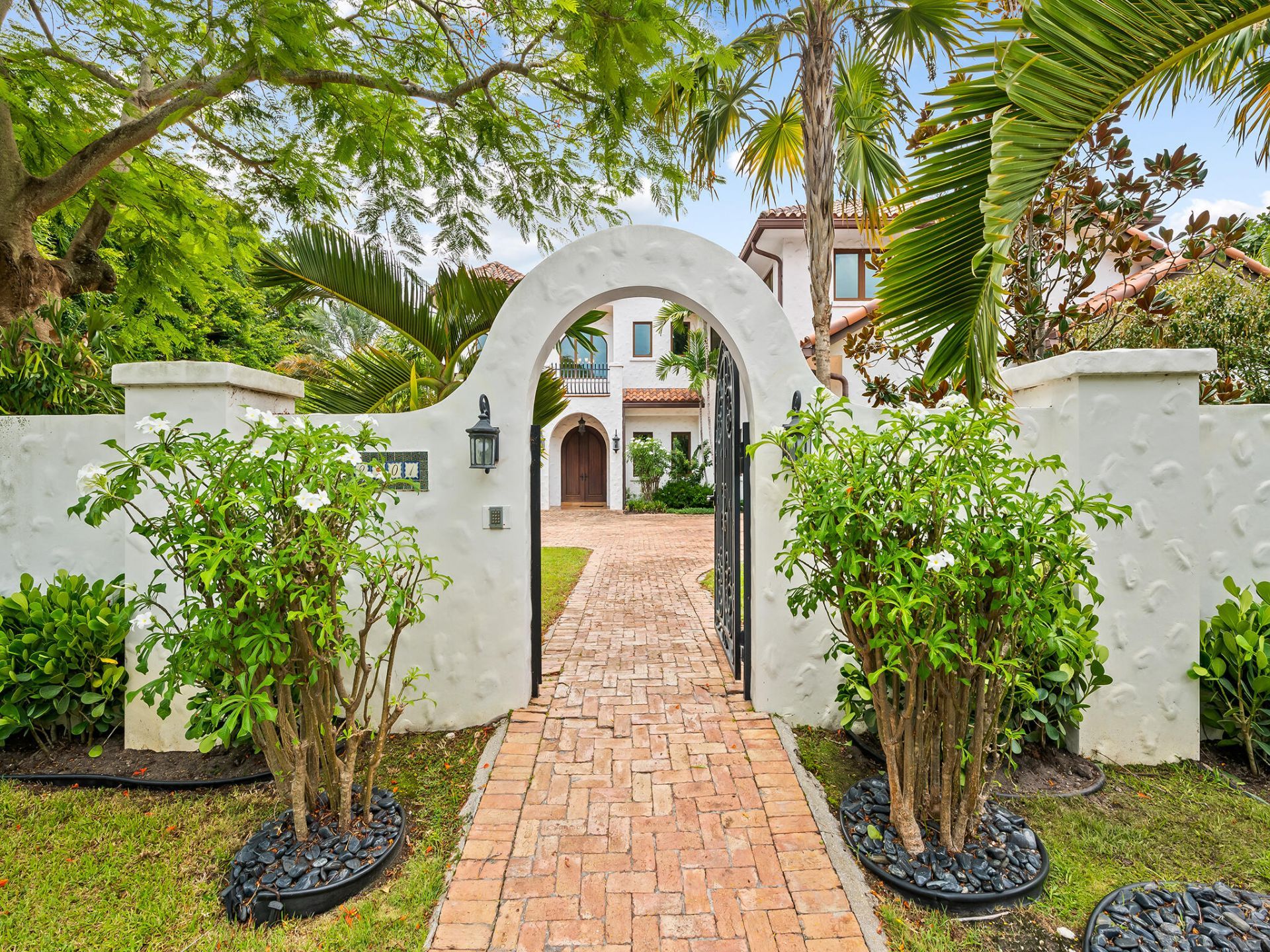 2101 Middle River Drive, Fort Lauderdale, FL 33305 Photo