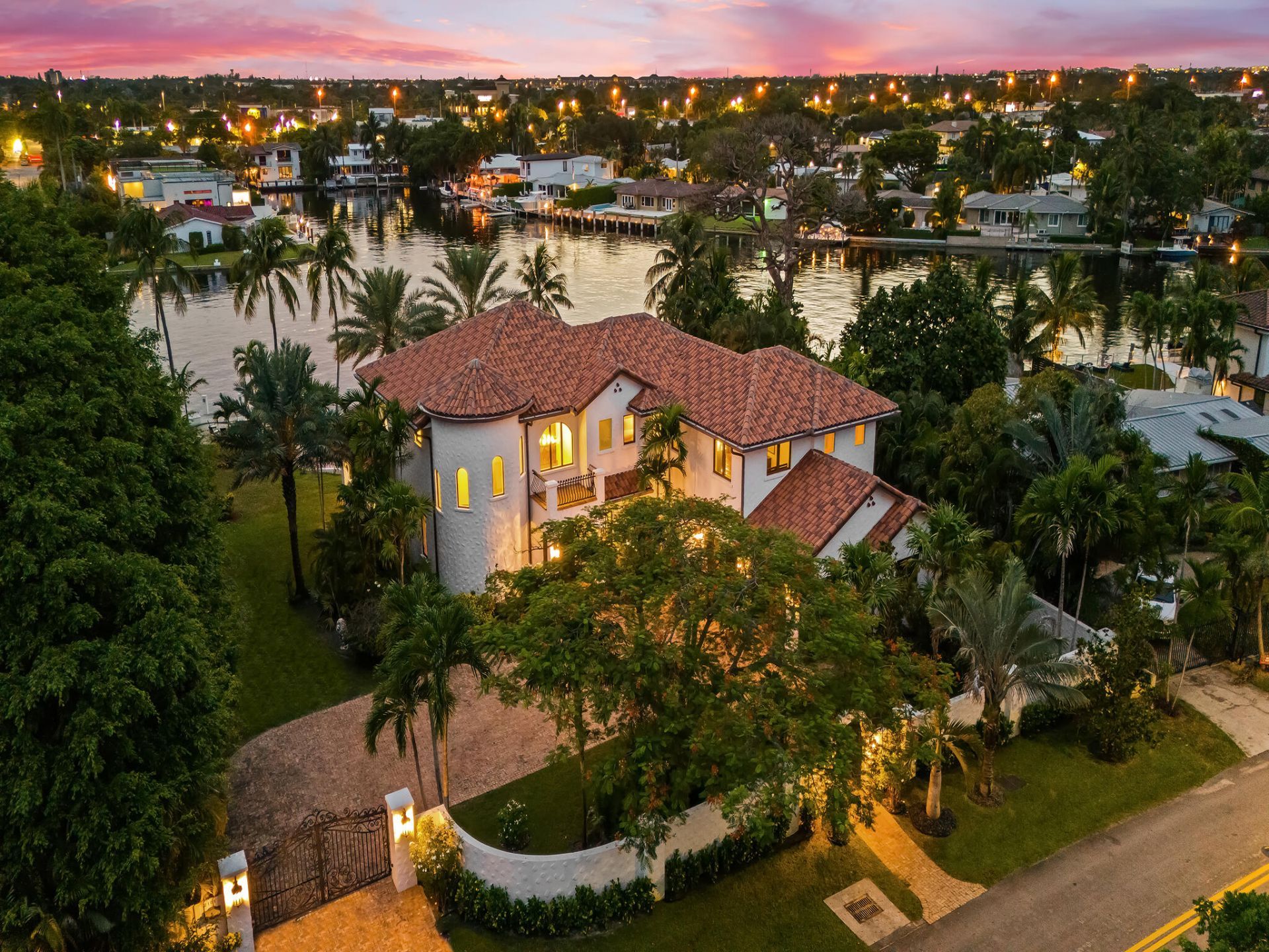 2101 Middle River Drive, Fort Lauderdale, FL 33305 Photo