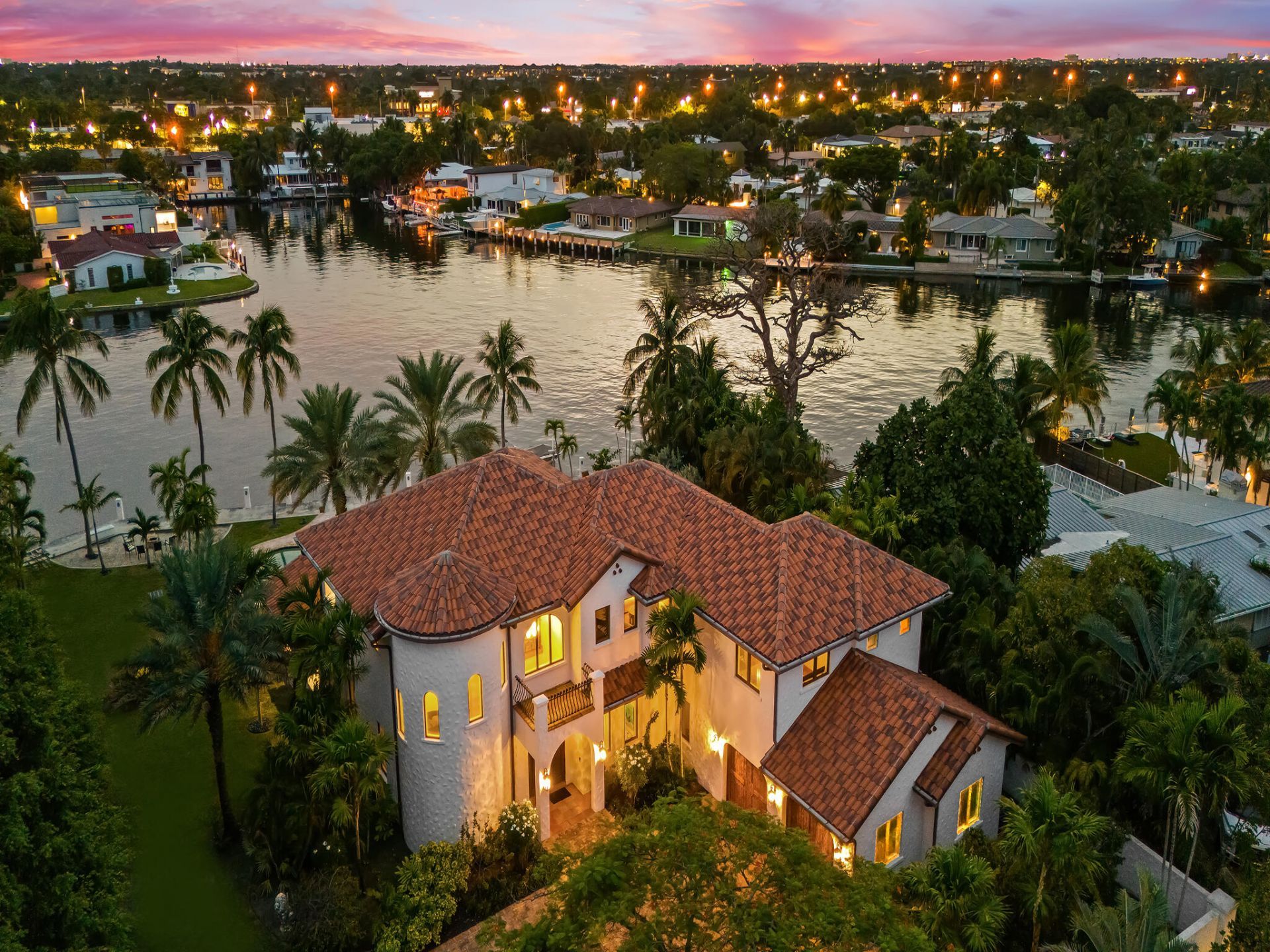 2101 Middle River Drive, Fort Lauderdale, FL 33305 Photo