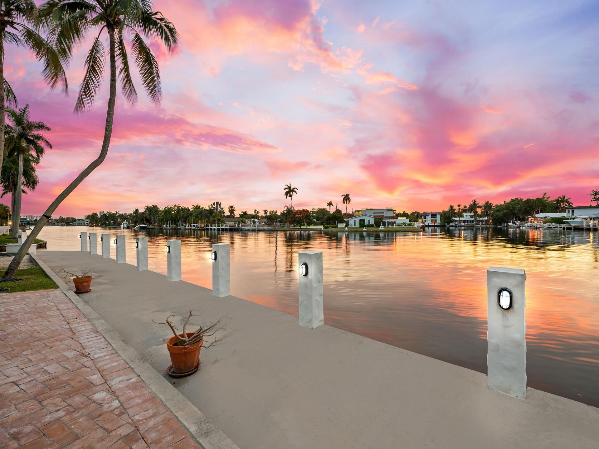 2101 Middle River Drive, Fort Lauderdale, FL 33305 Photo