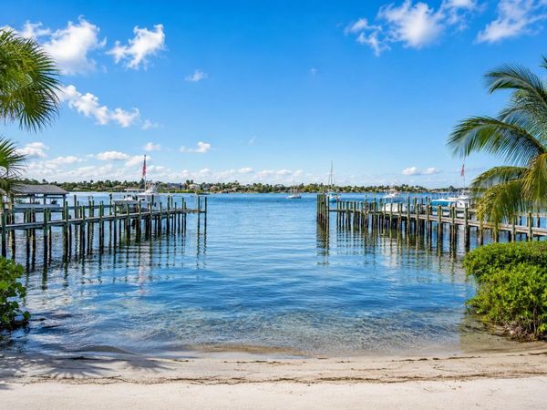 624 SW St Lucie Crescent, Unit 208, Stuart, FL 34994