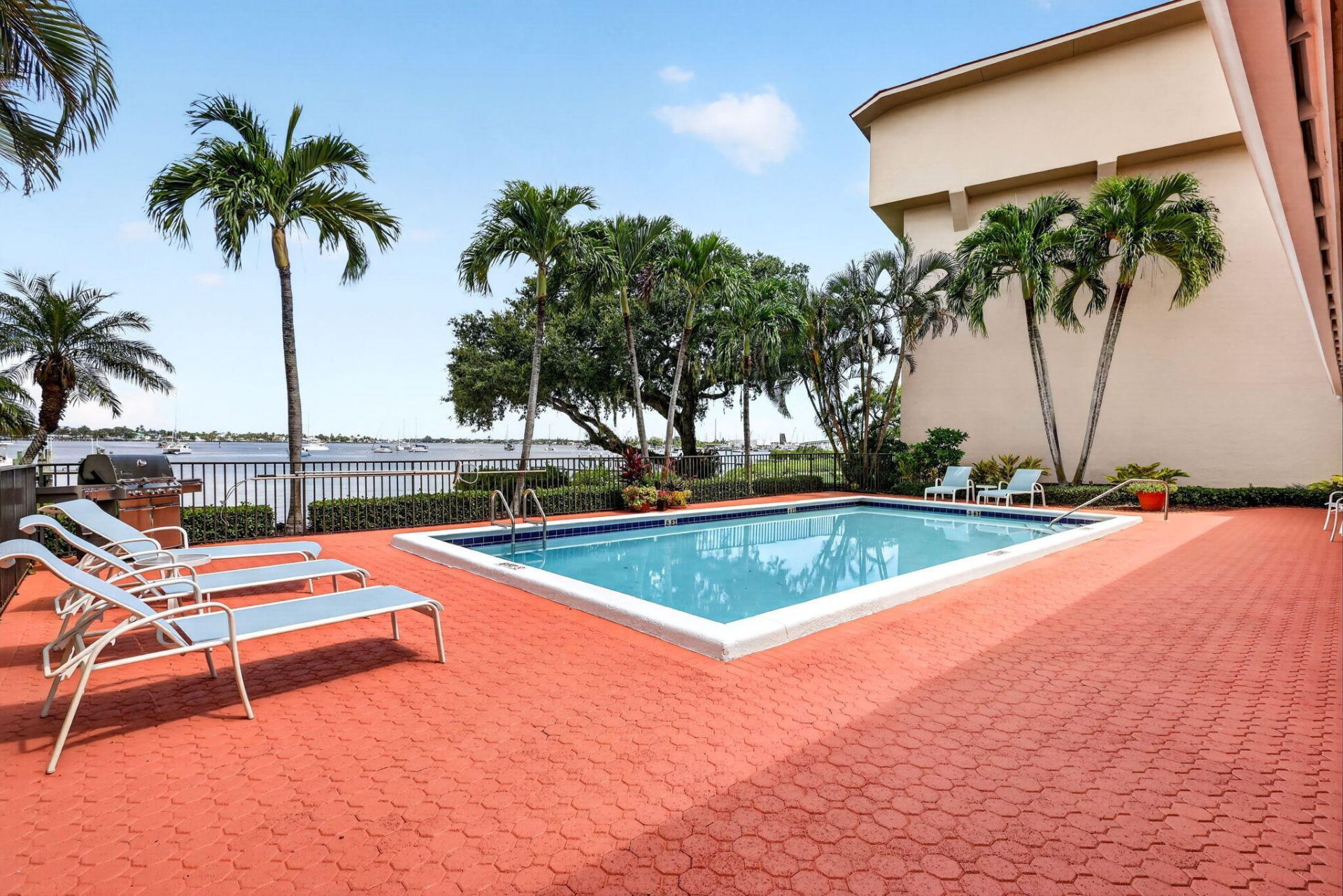 624 SW St Lucie Crescent, Unit 208, Stuart, FL 34994 Photo