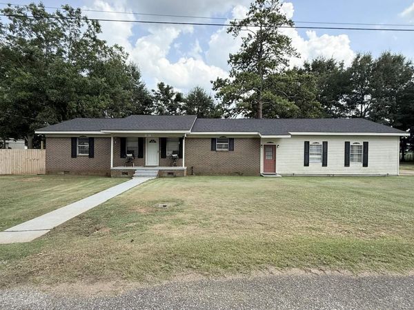 185 Pecan Street, Uriah, AL 36480