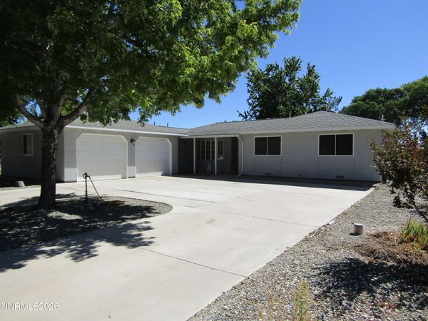 710 N Oregon Street, Yerington, NV 89447