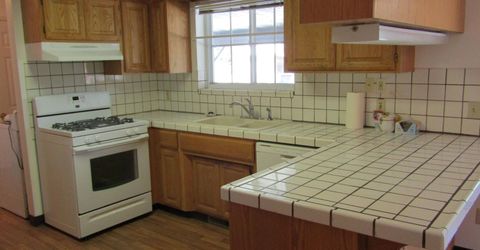 710 N Oregon Street, Yerington, NV 89447 Photo