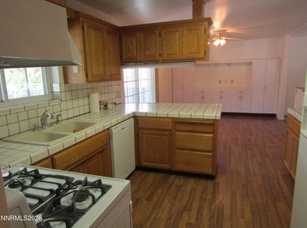 710 N Oregon Street, Yerington, NV 89447 Photo
