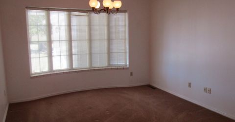 710 N Oregon Street, Yerington, NV 89447 Photo