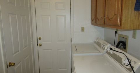 710 N Oregon Street, Yerington, NV 89447 Photo
