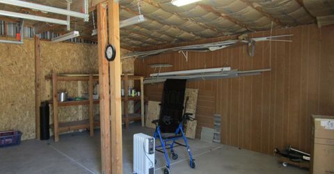 710 N Oregon Street, Yerington, NV 89447 Photo