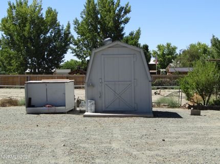 710 N Oregon Street, Yerington, NV 89447 Photo