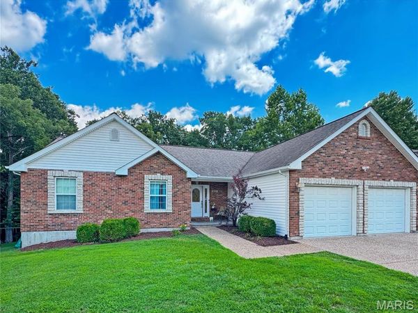 2108 Anniston Drive, Washington, MO 63090