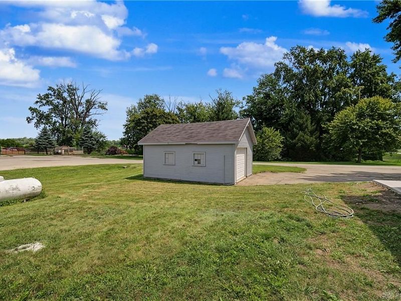 7195 Singer Road, Tipp City, OH 45424 Photo 7