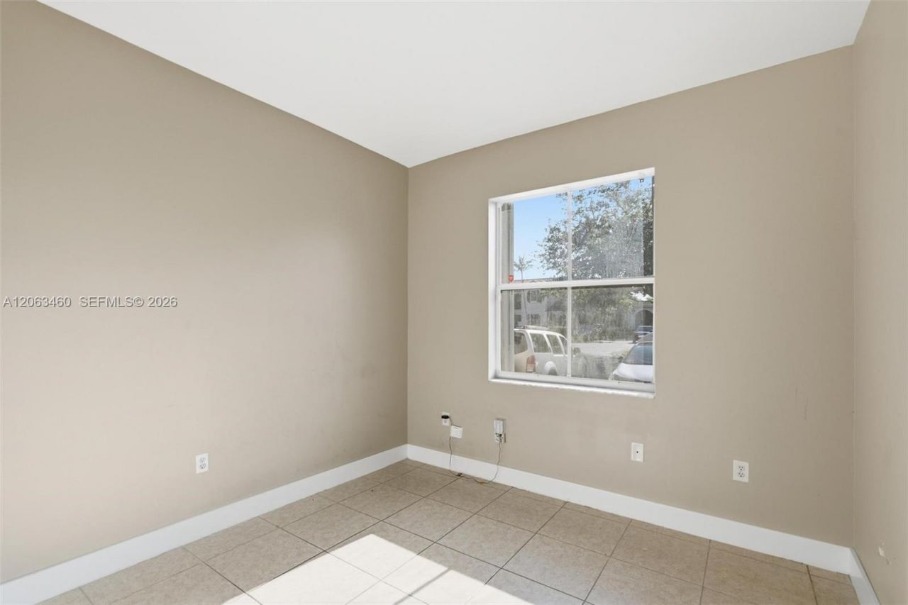 2247 NE 42nd Ave, Homestead, FL 33033 Photo