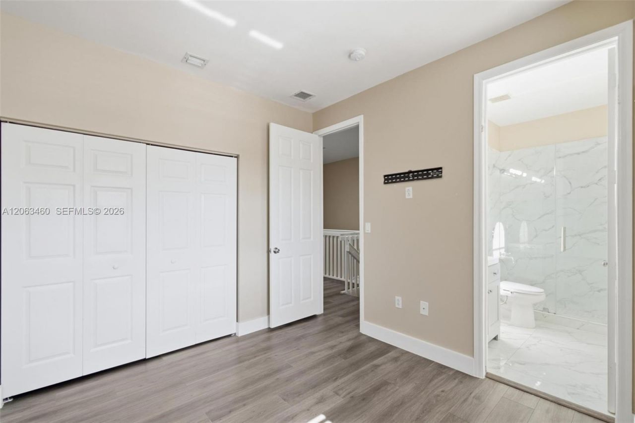 2247 NE 42nd Ave, Homestead, FL 33033 Photo