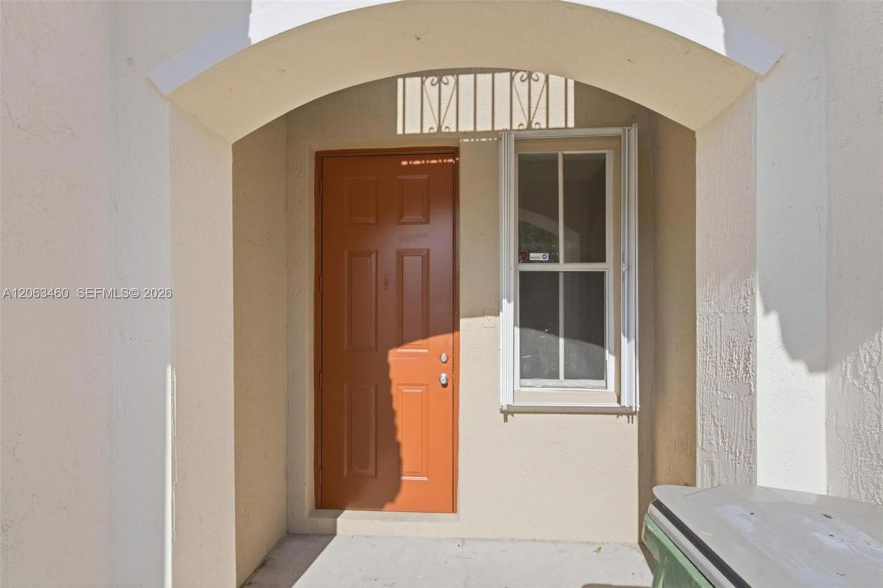 2247 NE 42nd Ave, Homestead, FL 33033 Photo
