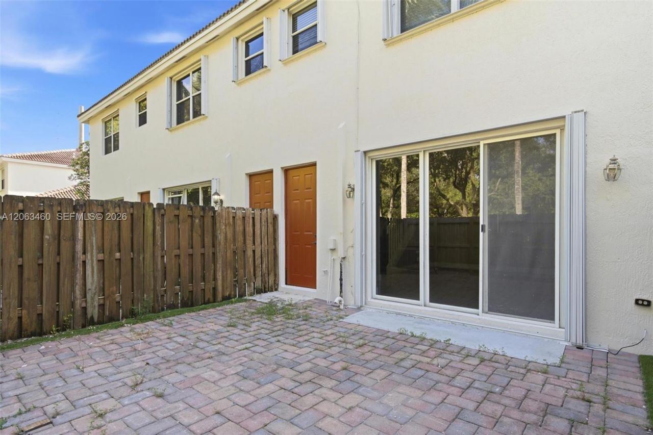 2247 NE 42nd Ave, Homestead, FL 33033 Photo