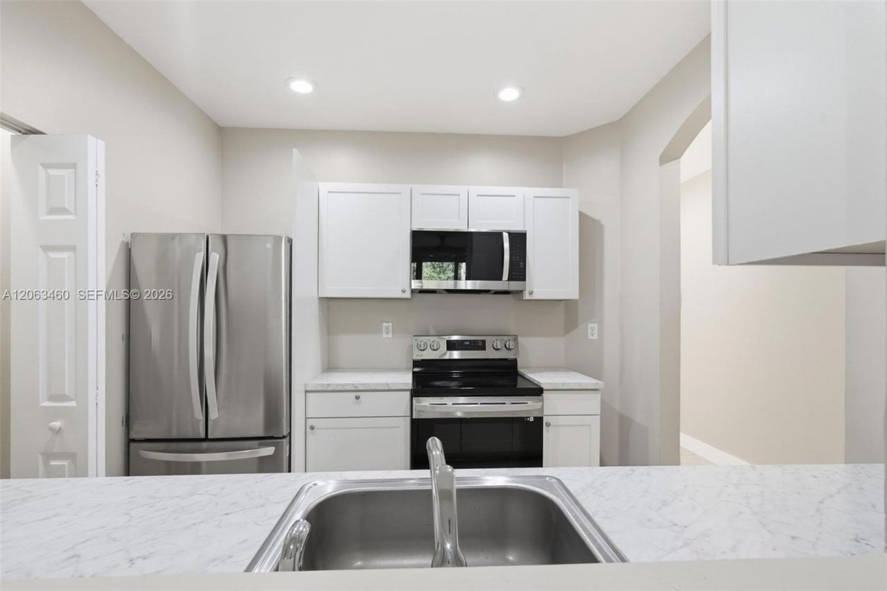 2247 NE 42nd Ave, Homestead, FL 33033 Photo