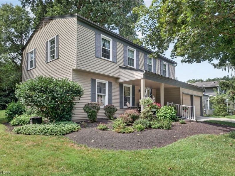 544 Treeside Drive, Stow, OH 44224 Photo 2