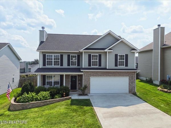 2705 Palace Green Rd, Knoxville, TN 37924