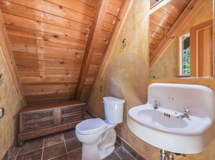 8975 Glen Drive , Tahoma, CA 96142 Photo