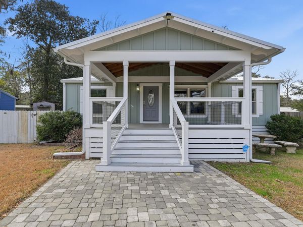 140 Palmetto Avenue, Freeport, FL 32439