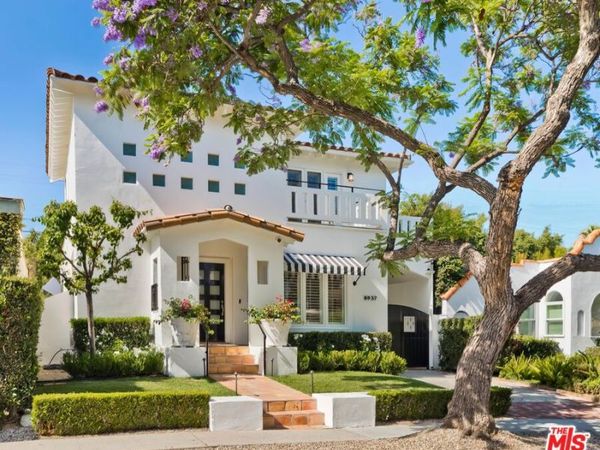 8937 Dorrington Avenue, West Hollywood, CA 90048