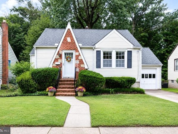 1230 SYLVAN DRIVE, HADDON HEIGHTS, NJ 08035