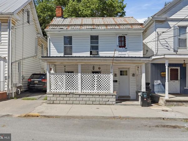 416 W JOHN STREET, MARTINSBURG, WV 25401