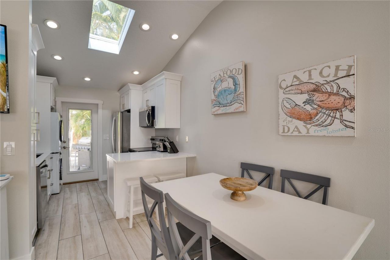 76 N Shore Drive, Anna Maria, FL 34216 Photo