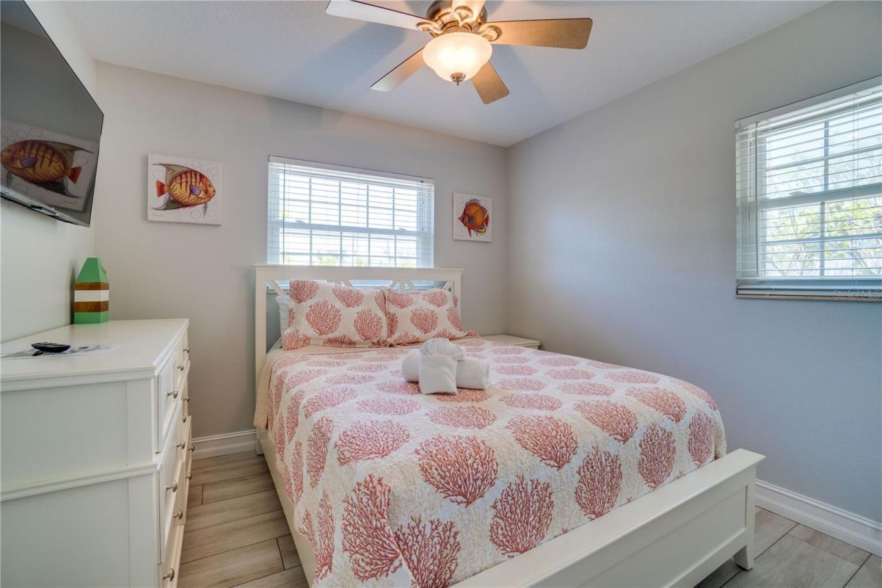 76 N Shore Drive, Anna Maria, FL 34216 Photo