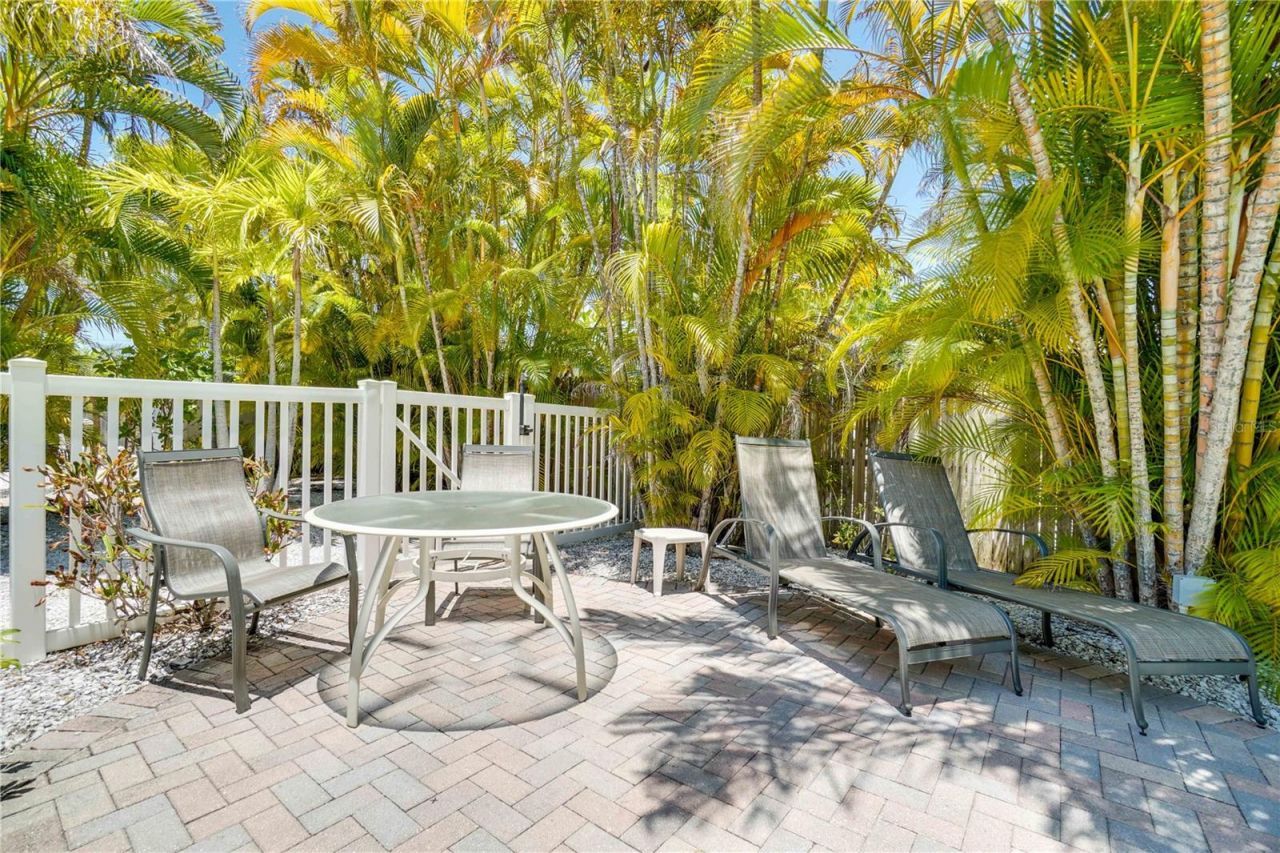 76 N Shore Drive, Anna Maria, FL 34216 Photo
